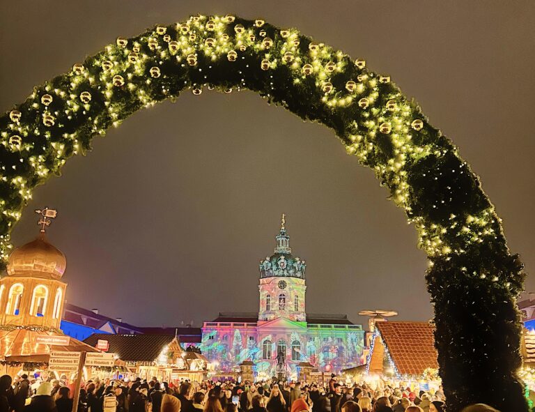 Charlottenburg Palace illuminated for the 2023 Christmas Market season