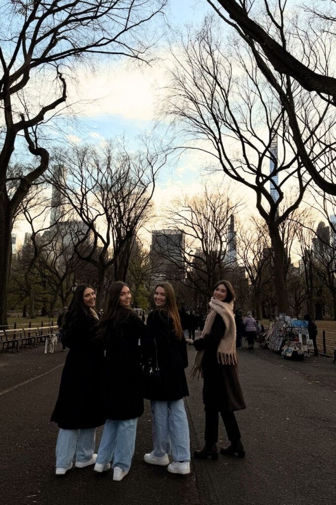 The Perfect Christmas Girls Weekend in NYC Itinerary 