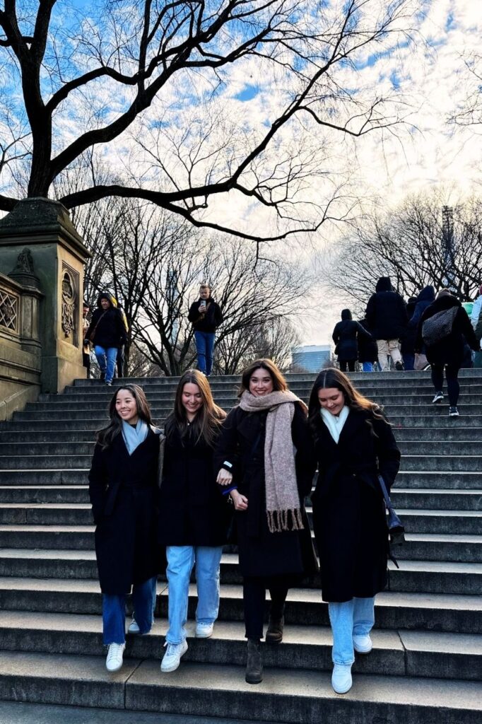The Perfect Christmas Girls Weekend in NYC Itinerary 