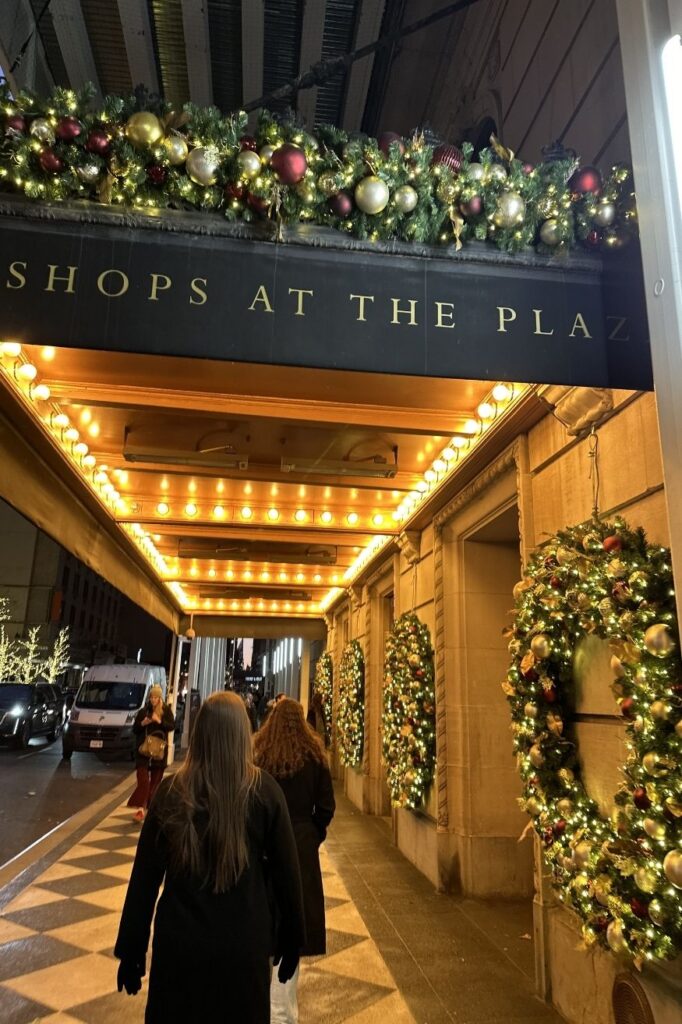 The Perfect Christmas Girls Weekend in NYC Itinerary 