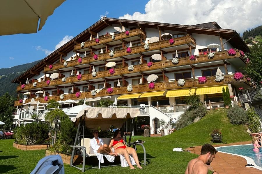 Back of Hotel Verdinser Hof