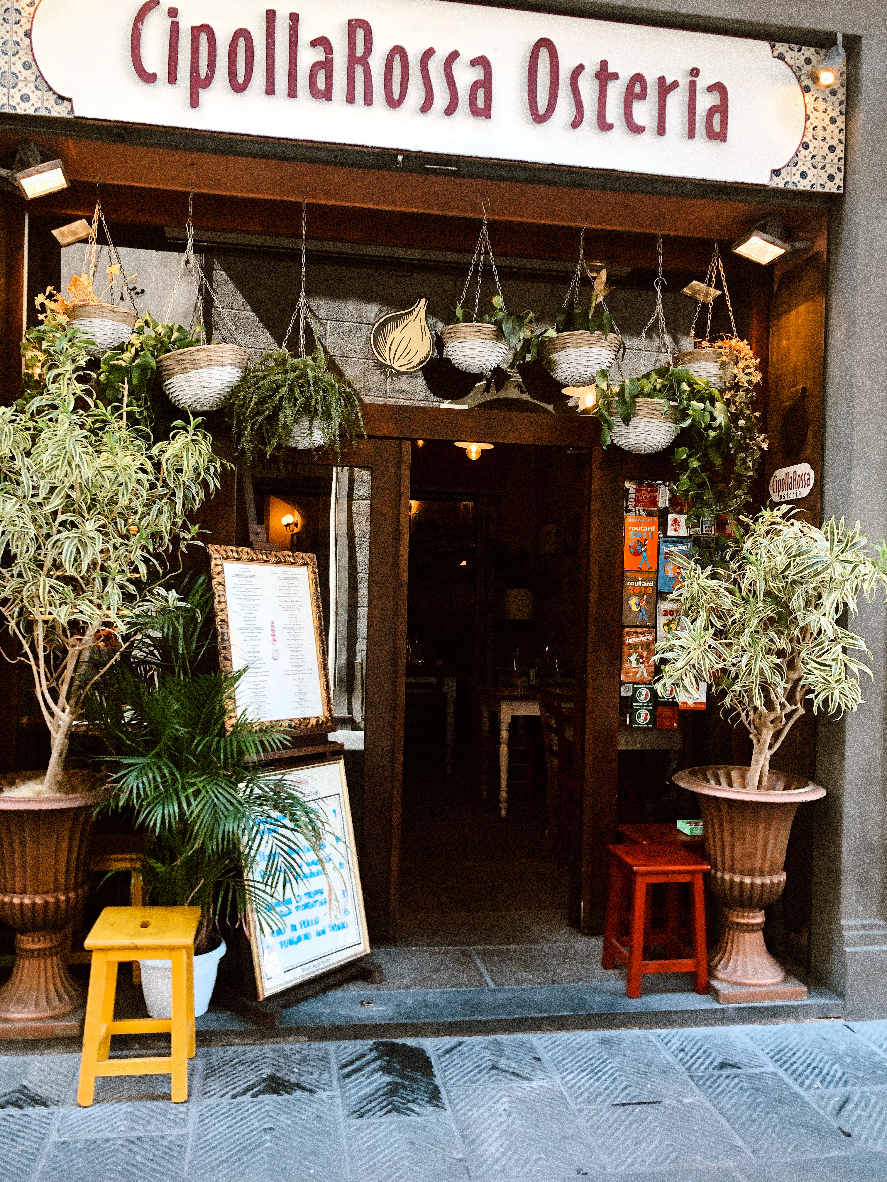 cafe in Florence Italy