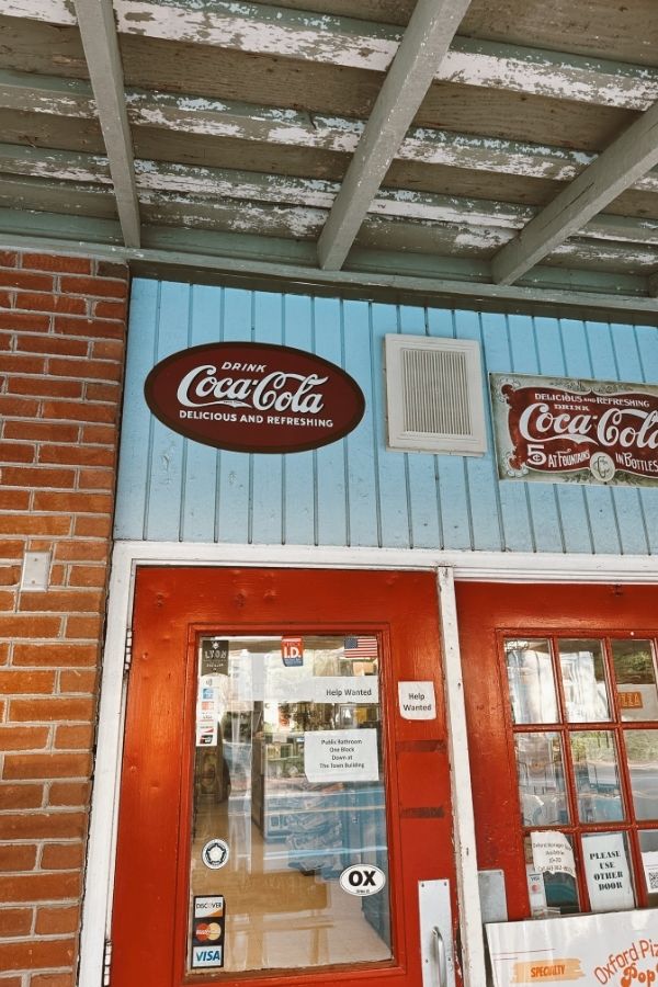 Things to do in Oxford, Maryland, The Oxford Market Deli