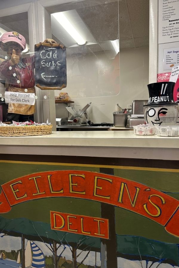 Things to do in Oxford, Maryland, The Oxford Market Deli counter