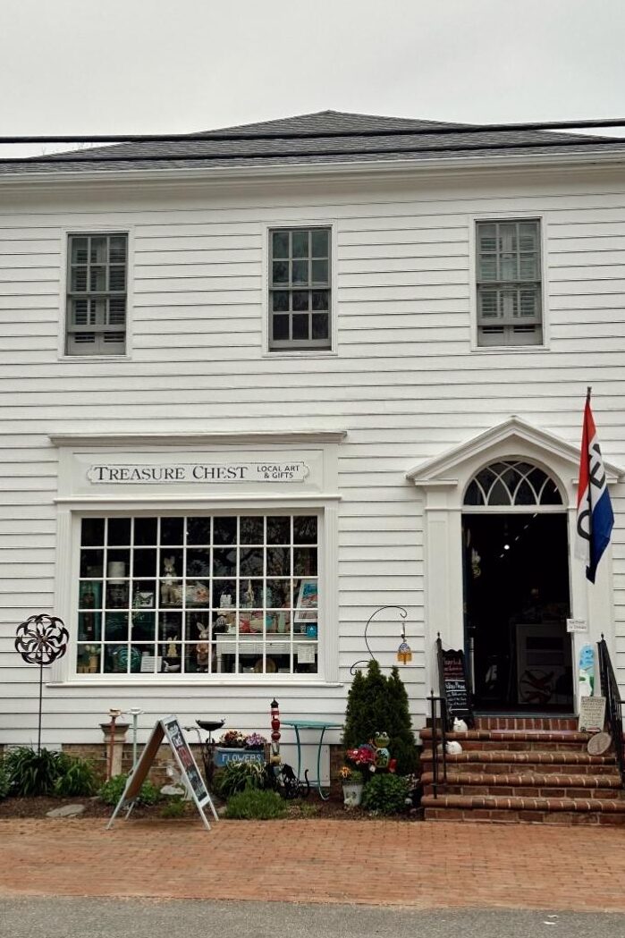 Things to Do in Oxford Maryland, Treasure Chest Gift Shop