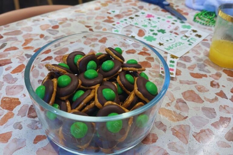 St. Patrick's Day Pretzel Bites
