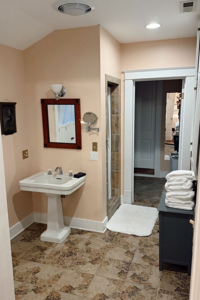 A Stay at the Thomas Rose Inn: A Charming Boutique Hotel in Historic Lewisburg, West Virginia